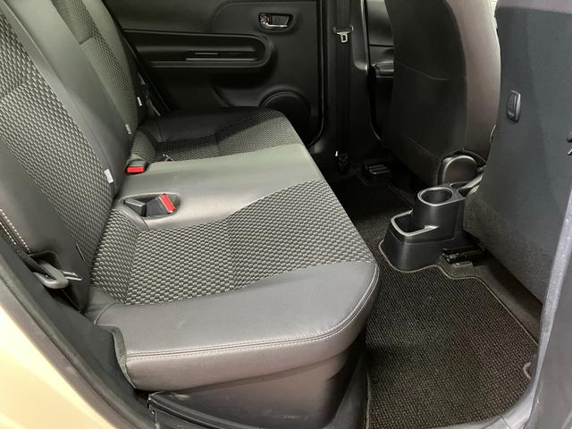 アクアクロスオーバー下取車　ナビ　バックカメラ　ドラレコ　ＥＴＣ　衝突被害軽減システム　横滑り防止装置　レーンキープアシスト　ＬＥＤヘッドランプ　スマートキー　プッシュスタート　純正アルミホイール　フルセグＴＶ（長崎県）の中古車