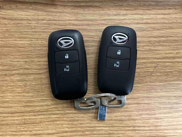 タントＸひょう害車　元試乗車　アイドリングストップ　衝突被害軽減システム　電動格納ミラー　スマートキー　ＬＥＤヘッドランプ　車線逸脱警報　オートマチックハイビーム　片側電動両側スライドドア　１オーナー（長崎県）の中古車