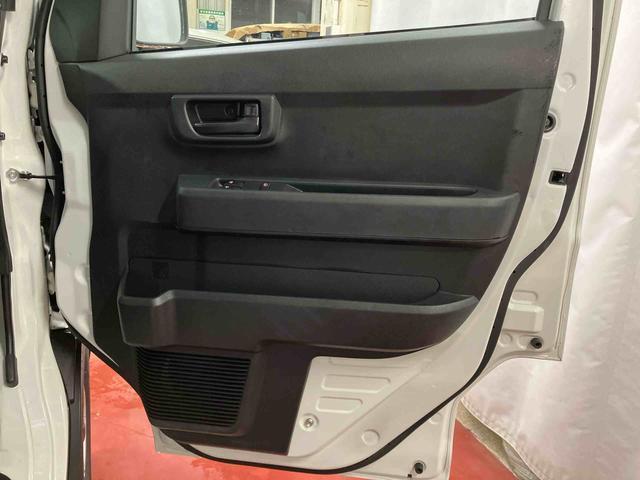 ハイゼットカーゴDXアイドリングストップ キーレスエントリー 衝突安全ボディ 両側スライドドア 整備記録簿 横滑り防止装置 オートライト オートマチックハイビーム 運転席エアバッグ 助手席エアバッグ ABS 1オーナー(長崎県)の中古車