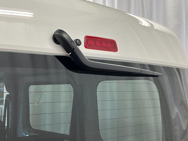 ハイゼットカーゴDX1オーナー 4WD 衝突被害軽減システム レーンアシスト 横滑り防止装置 アイドリングストップ オートライト オートマチックハイビーム キーレス 運転席エアバッグ(長崎県)の中古車