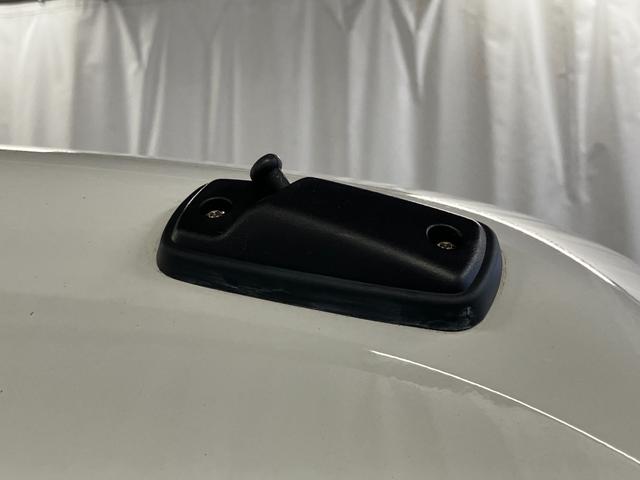 ハイゼットカーゴDX1オーナー 4WD 衝突被害軽減システム レーンアシスト 横滑り防止装置 アイドリングストップ オートライト オートマチックハイビーム キーレス 運転席エアバッグ(長崎県)の中古車