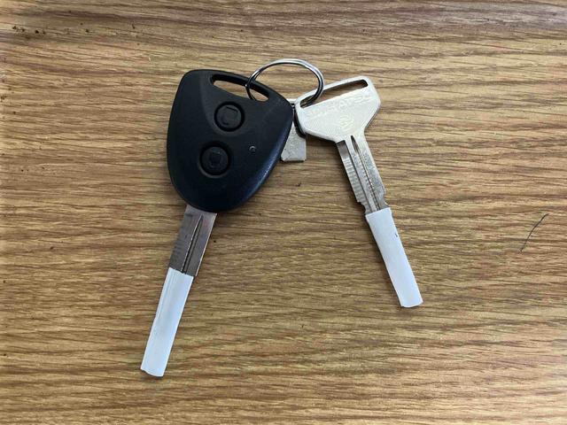 ミライースL SAIIIキーレス アイドリングストップ 運転席エアバッグ 助手席エアバッグ 1オーナー 整備記録簿 オートマチックハイビーム 衝突安全ボディ オートライト ABS 横滑り防止装置 衝突被害軽減システム(長崎県)の中古車