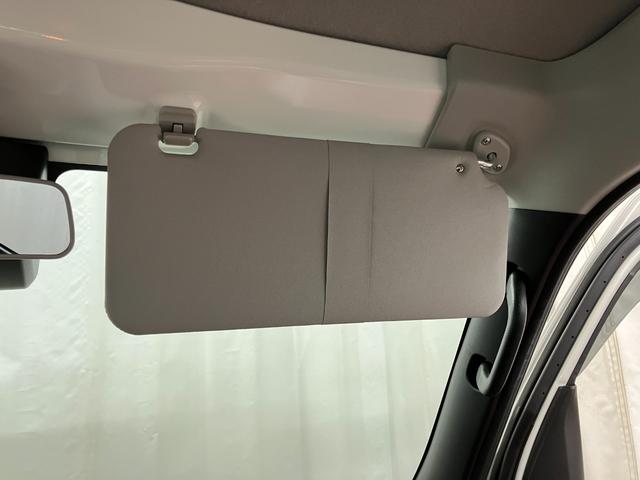 ハイゼットカーゴスペシャル下取車　マニュアル車　２ＷＤ　衝突被害軽減システム　横滑り防止装置　アイドリングストップ　ＡＭ／ＦＭラジオ　アクセサリーソケット　オートライト　オートマチックハイビーム　パワーウインドウ（長崎県）の中古車