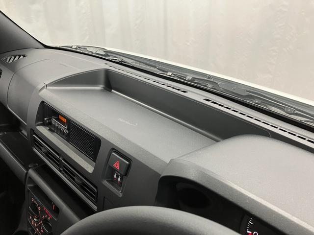 ハイゼットカーゴスペシャル下取車　マニュアル車　２ＷＤ　衝突被害軽減システム　横滑り防止装置　アイドリングストップ　ＡＭ／ＦＭラジオ　アクセサリーソケット　オートライト　オートマチックハイビーム　パワーウインドウ（長崎県）の中古車