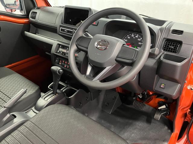 ハイゼットトラックEXT元展示車 4WD CVT車 届出済未使用車 禁煙車 衝突被害軽減システム 横滑り防止装置 プッシュスタート LEDヘッドランプ オートマチックハイビーム 電動格納ドアミラー アイドリングストップ(長崎県)の中古車