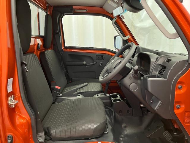 ハイゼットトラックEXT元展示車 4WD CVT車 届出済未使用車 禁煙車 衝突被害軽減システム 横滑り防止装置 プッシュスタート LEDヘッドランプ オートマチックハイビーム 電動格納ドアミラー アイドリングストップ(長崎県)の中古車