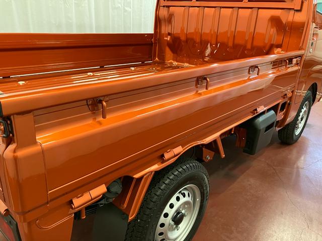 ハイゼットトラックEXT元展示車 4WD CVT車 届出済未使用車 禁煙車 衝突被害軽減システム 横滑り防止装置 プッシュスタート LEDヘッドランプ オートマチックハイビーム 電動格納ドアミラー アイドリングストップ(長崎県)の中古車