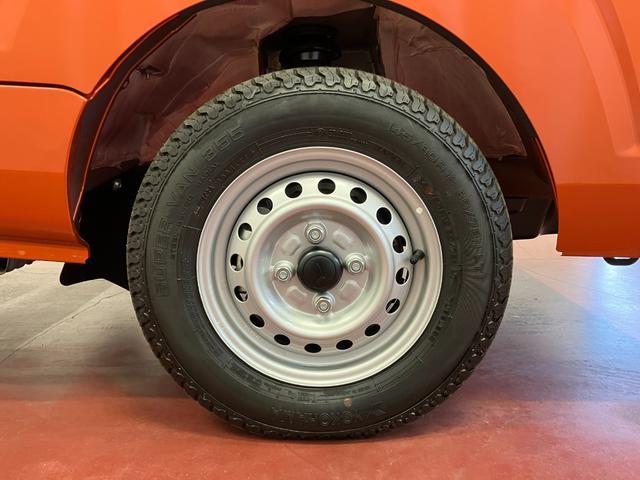 ハイゼットトラックEXT元展示車 4WD CVT車 届出済未使用車 禁煙車 衝突被害軽減システム 横滑り防止装置 プッシュスタート LEDヘッドランプ オートマチックハイビーム 電動格納ドアミラー アイドリングストップ(長崎県)の中古車