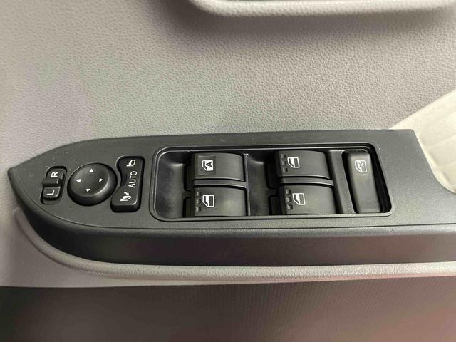 タントXセレクション下取車 ナビ バックカメラ 衝突被害軽減システム オートライト シートヒーター ETC LEDヘッドランプ ブルートゥース 盗難防止システム TV スマートキー 電動格納ミラー DVD(長崎県)の中古車