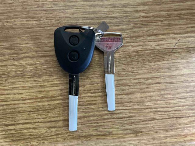 ミライースＬ　ＳＡIII衝突被害軽減システム　アイドリングストップ　運転席エアバッグ　助手席エアバッグ　１オーナー　整備記録簿　オートマチックハイビーム　オートライト　ＡＢＳ　横滑り防止装置付　キーレス　車線逸脱警報システム（長崎県）の中古車