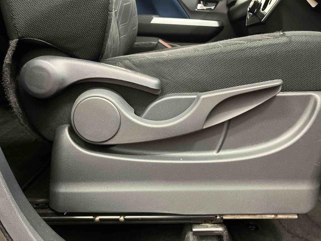 トールカスタムG SAII下取車 ナビ 後席モニター ドライブレコーダー TV 衝突被害軽減システム 運転席エアバッグ 助手席エアバッグ 車線逸脱警告 両側電動スライドドア ブルートゥース 横滑り防止装置 電動格納ミラー(長崎県)の中古車