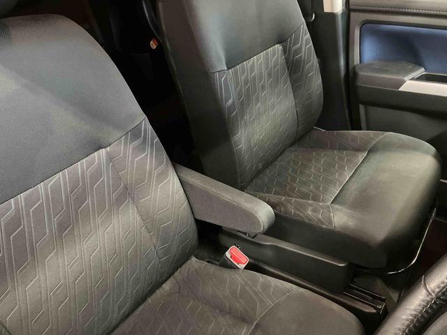 トールカスタムG SAII下取車 ナビ 後席モニター ドライブレコーダー TV 衝突被害軽減システム 運転席エアバッグ 助手席エアバッグ 車線逸脱警告 両側電動スライドドア ブルートゥース 横滑り防止装置 電動格納ミラー(長崎県)の中古車