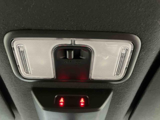 タントカスタムＲＳターボ　ディスプレイオーディオ　衝突被害軽減システム　アイドリングストップ　両側電動スライドドア　ブルートゥース　車線逸脱防止　シートヒーター　ＥＴＣ　スマートキー　衝突安全ボディ　ＬＥＤヘッドランプ（長崎県）の中古車