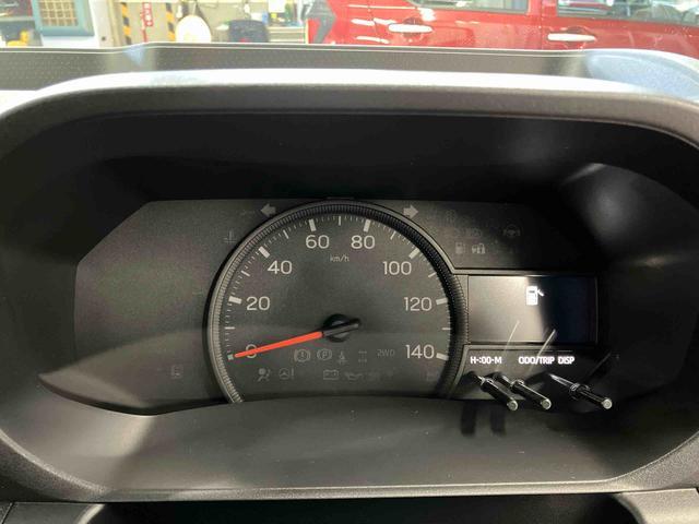 ハイゼットトラックジャンボエクストラ届出済未使用車　元展示車　２ＷＤ　ＣＶＴ　電動格納ミラー　オートマチックハイビーム　禁煙　スマ−トキー　両席エアバッグ　オートライト　記録簿付き　ＬＥＤヘッドランプ　アイドリングストップ　１オーナー（長崎県）の中古車