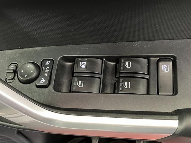 ロッキープレミアム下取車　ターボ　ナビ　パノラマモニター　前後ドライブレコーダー　ＥＴＣ　アダプティブクルーズコントロール　シートヒーター　Ｂｌｕｅｔｏｏｔｈ　フルセグＴＶ　ＵＳＢ入力端子　衝突被害軽減システム（長崎県）の中古車