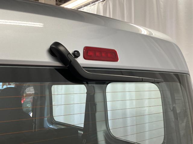 ハイゼットカーゴスペシャル1オーナー 衝突被害軽減システム レーンアシスト 横滑り防止装置 アイドリングストップ AM/FMラジオ オートライト オートマチックハイビーム アクセサリーソケット 運転席エアバッグ(長崎県)の中古車