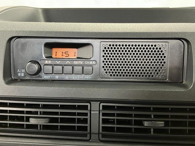 ハイゼットトラックスタンダード　農用スペシャル４ＷＤ　マニュアル車　１オーナー　衝突被害軽減システム　アイドリングストップ　オートライト　運転席エアバッグ　助手席エアバッグ　レーンアシスト　誤発進抑制機能　オートマチックハイビーム　パワステ（長崎県）の中古車