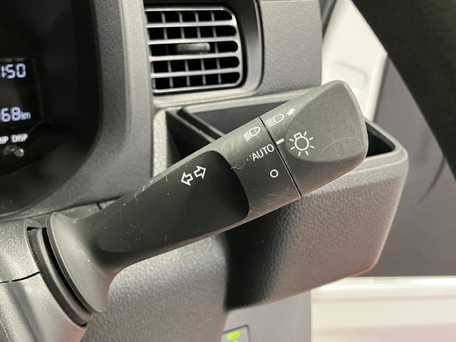 ハイゼットトラックスタンダード　農用スペシャル４ＷＤ　マニュアル車　１オーナー　衝突被害軽減システム　アイドリングストップ　オートライト　運転席エアバッグ　助手席エアバッグ　レーンアシスト　誤発進抑制機能　オートマチックハイビーム　パワステ（長崎県）の中古車