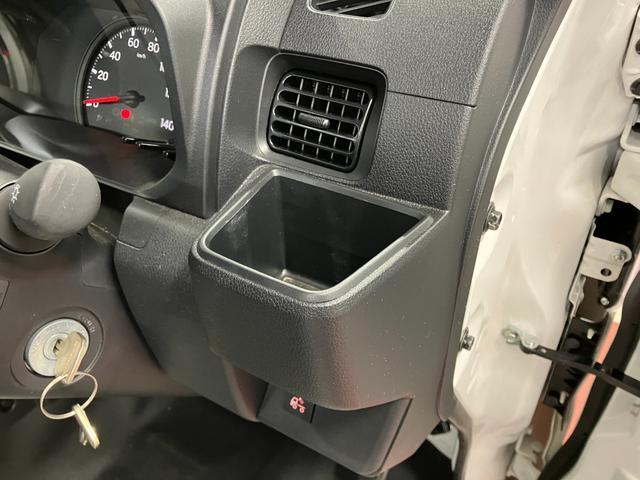 ハイゼットトラックスタンダード　農用スペシャル４ＷＤ　マニュアル車　１オーナー　衝突被害軽減システム　アイドリングストップ　オートライト　運転席エアバッグ　助手席エアバッグ　レーンアシスト　誤発進抑制機能　オートマチックハイビーム　パワステ（長崎県）の中古車