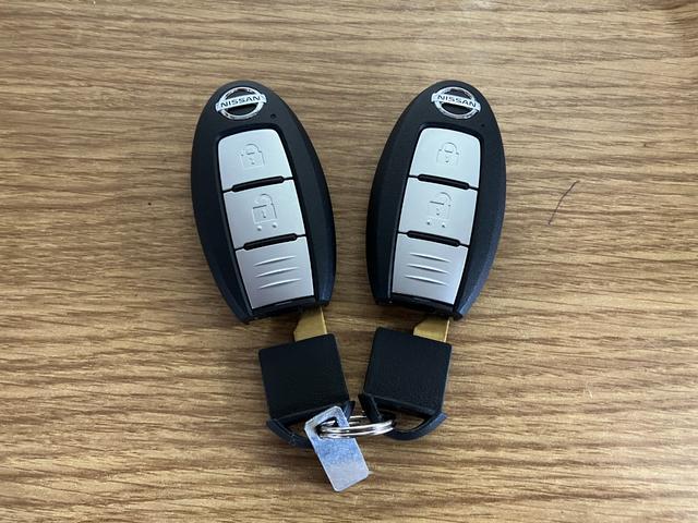 キックスＸ　スタイルエディション下取車　修復歴有　衝突被害軽減システム　ナビ　全周囲カメラ　ＥＴＣ　前後ドラレコ　インテリジェントルームミラー　クルーズコントロール　シートヒーター　ステアリングヒーター（長崎県）の中古車