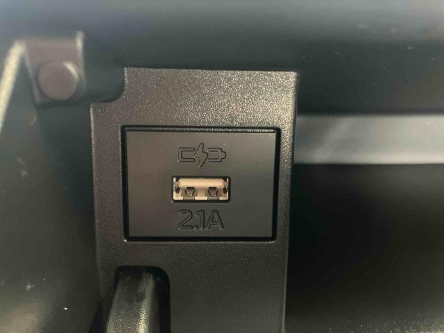 タントカスタムＲＳ届出済未使用車　元展示車　ターボ　１オーナー　衝突被害軽減システム　両側電動スライドドア　車線逸脱防止　シートヒーター　スマートキー　ＬＥＤヘッドランプ　オートマチックハイビーム　オートライト（長崎県）の中古車