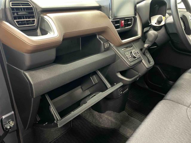 ムーヴＧディスプレイオーディオ　バックカメラ　衝突被害軽減システム　オートマチックハイビーム　ＴＶ　ブルートゥース　ＬＥＤヘッドランプ　電動格納ミラー　アイドリングストップ　レーンアシスト　オートライト（長崎県）の中古車