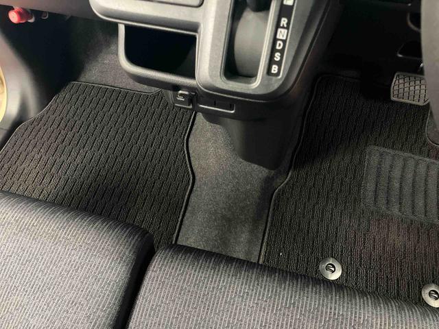 ムーヴＧディスプレイオーディオ　バックカメラ　オートマチックハイビーム　ＴＶ　ブルートゥース　ＬＥＤヘッドランプ　電動格納ミラー　アイドリングストップ　レーンアシスト　オートライト　衝突被害軽減システム（長崎県）の中古車