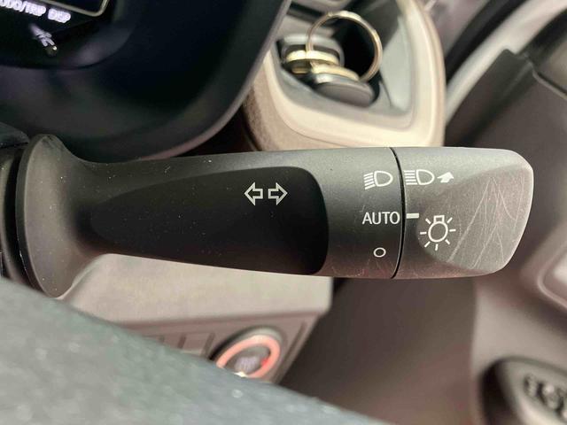 ムーヴＸ衝突被害軽減システム　レーンアシスト　ＬＥＤヘッドランプ　スマートキー　ベンチシート　電動格納ミラー　オートライト　アイドリングストップ　プッシュスタート　片側電動両側スライドドア（長崎県）の中古車