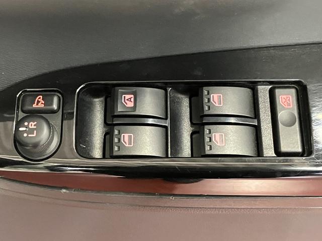 タントカスタムＲＳ　ＳＡ下取車　ターボ　ナビ　バックカメラ　ＥＴＣ　両側電動スライドドア　Ｂｌｕｅｔｏｏｔｈ　フルセグＴＶ　ＤＶＤ　ＵＳＢ入力端子　衝突被害軽減システム　横滑り防止装置　ＬＥＤヘッドランプ（長崎県）の中古車