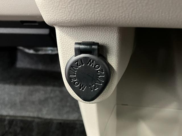 ムーヴＸリミテッドII　ＳＡIII下取車　ナビ　バックカメラ　シートヒーター　衝突被害軽減システム　プッシュスタート　スマートキー　フルセグＴＶ　Ｂｌｕｅｔｏｏｔｈ　ＤＶＤ　ＵＳＢ入力端子　ＬＥＤヘッドランプ　オートマチックハイビーム（長崎県）の中古車