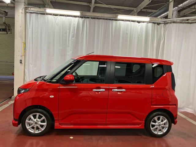 ムーヴＧ届出済未使用車　元展示車　片側電動両側スライドドア　オートマチックハイビーム　ＬＥＤヘッドランプ　　　禁煙車　スマートキー　プッシュスタート　アイドリングストップ　オートライト　衝突被害軽減システム（長崎県）の中古車