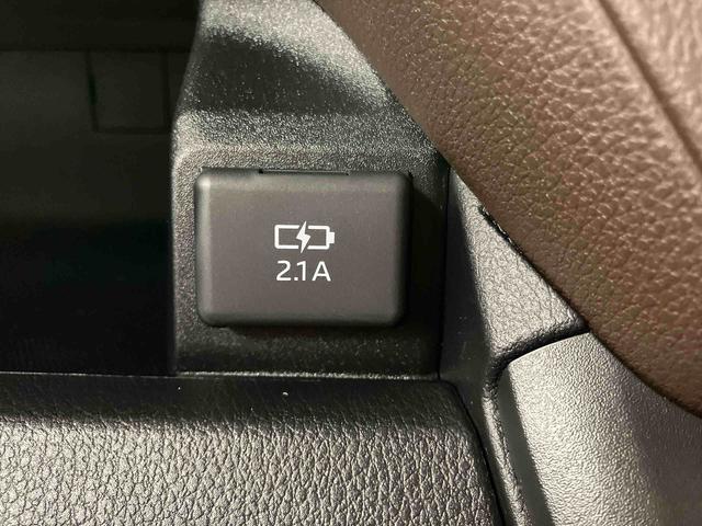 ムーヴＧ届出済未使用車　元展示車　片側電動両側スライドドア　オートマチックハイビーム　ＬＥＤヘッドランプ　　　禁煙車　スマートキー　プッシュスタート　アイドリングストップ　オートライト　衝突被害軽減システム（長崎県）の中古車