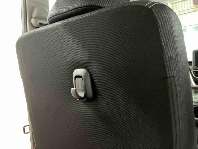 ムーヴＧ届出済未使用車　元展示車　片側電動両側スライドドア　オートマチックハイビーム　ＬＥＤヘッドランプ　　　禁煙車　スマートキー　プッシュスタート　アイドリングストップ　オートライト　衝突被害軽減システム（長崎県）の中古車