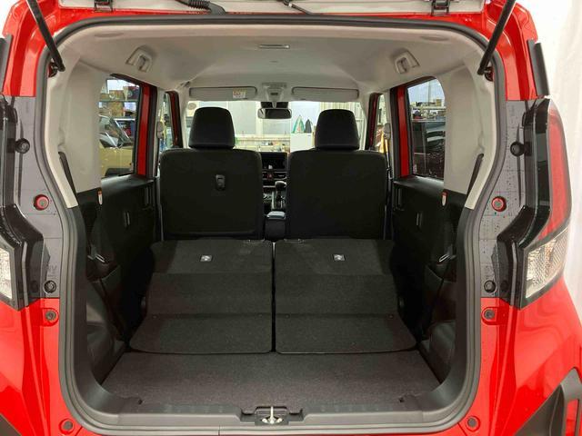 ムーヴＧ届出済未使用車　元展示車　片側電動両側スライドドア　オートマチックハイビーム　ＬＥＤヘッドランプ　　　禁煙車　スマートキー　プッシュスタート　アイドリングストップ　オートライト　衝突被害軽減システム（長崎県）の中古車