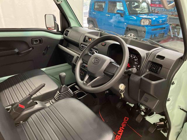 ハイゼットトラックスタンダード届出済未使用車 元展示車 2WD マニュアル車 衝突被害軽減システム パワステ エアコン レーンキープ アイドリングストップ エアバッグ 禁煙 1オーナー オートマチックハイビーム オートライト(長崎県)の中古車