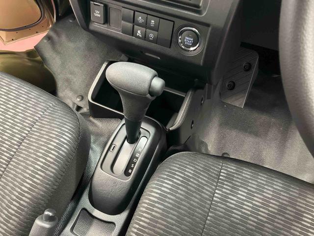 ハイゼットトラックジャンボエクストラ届出済未使用車　元展示車　２ＷＤ　ＣＶＴ車　レーンアシスト　スマートキー　電動格納ミラー　盗難防止装置　エアバッグ　オートライト　オートマチックハイビーム　１オーナー　禁煙車　ＬＥＤヘッドランプ（長崎県）の中古車