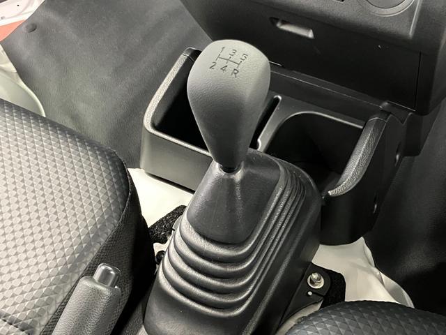 ハイゼットトラックスタンダード　農用スペシャル届出済未使用車　元展示車　４ＷＤ　マニュアル車　衝突被害軽減システム　アイドリングストップ　オートライト　運転席エアバッグ　助手席エアバッグ　レーンアシスト　誤発進抑制機能　オートマチックハイビーム（長崎県）の中古車