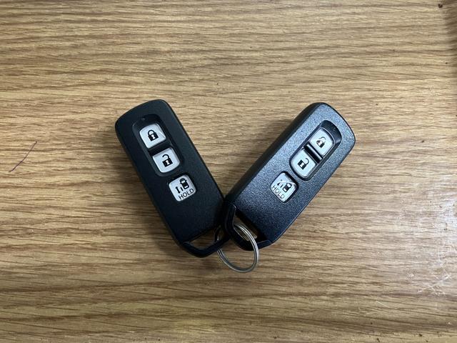 Ｎ−ＢＯＸカスタムＧ・Ｌホンダセンシング下取車　ナビ　バックカメラ　ＥＴＣ　衝突被害軽減システム　片側電動両側スライドドア　アダプティブクルーズコントロール　地デジＴＶ　Ｂｌｕｅｔｏｏｔｈ　スマートキー　プッシュスタート　ＬＥＤヘッドランプ（長崎県）の中古車