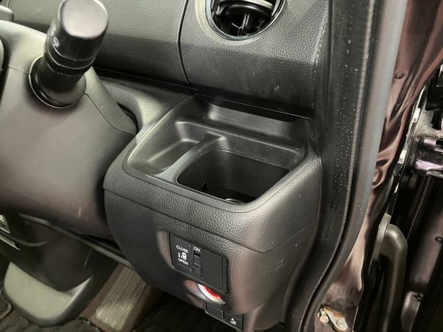 Ｎ−ＢＯＸカスタムＧ・Ｌホンダセンシング下取車　ナビ　バックカメラ　ＥＴＣ　衝突被害軽減システム　片側電動両側スライドドア　アダプティブクルーズコントロール　地デジＴＶ　Ｂｌｕｅｔｏｏｔｈ　スマートキー　プッシュスタート　ＬＥＤヘッドランプ（長崎県）の中古車