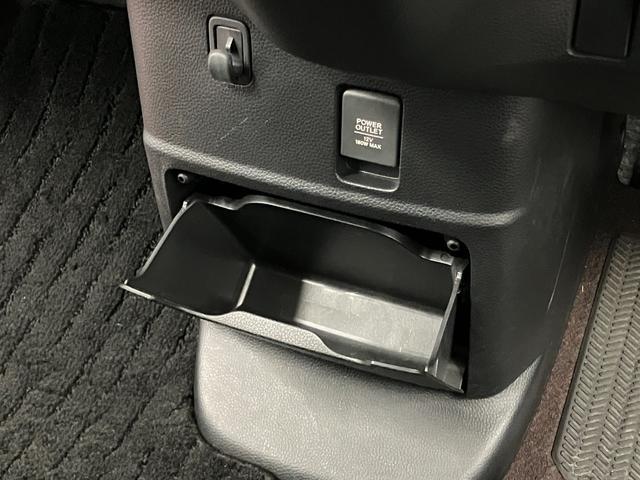 Ｎ−ＢＯＸカスタムＧ・Ｌホンダセンシング下取車　ナビ　バックカメラ　ＥＴＣ　衝突被害軽減システム　片側電動両側スライドドア　アダプティブクルーズコントロール　地デジＴＶ　Ｂｌｕｅｔｏｏｔｈ　スマートキー　プッシュスタート　ＬＥＤヘッドランプ（長崎県）の中古車