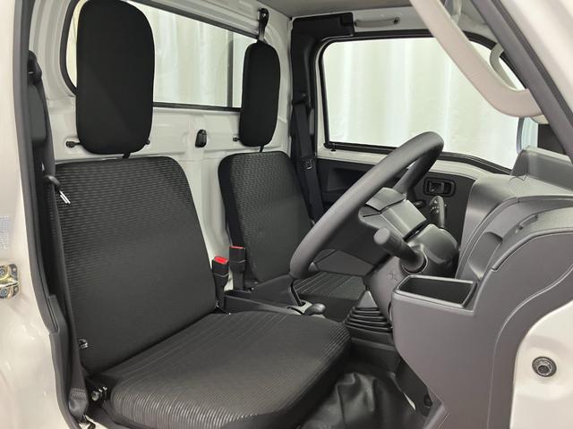 ハイゼットトラックEXT届出済未使用車 元展示車 4WD マニュアル車 衝突被害軽減システム アイドリングストップ オートライト 運転席エアバッグ 助手席エアバッグ レーンアシスト 誤発進抑制機能 オートマチックハイビーム(長崎県)の中古車