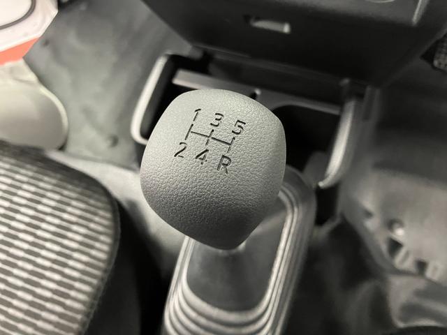 ハイゼットトラックEXT届出済未使用車 元展示車 4WD マニュアル車 衝突被害軽減システム アイドリングストップ オートライト 運転席エアバッグ 助手席エアバッグ レーンアシスト 誤発進抑制機能 オートマチックハイビーム(長崎県)の中古車