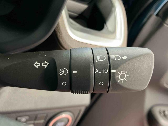 ムーヴＧ届出済未使用車　元展示車　片側電動両側スライドドア　オートマチックハイビーム　ＬＥＤヘッドランプ　ベンチシート　禁煙　スマートキー　プッシュスタート　電動格納ミラー　アイドリングストップ　オートライト（長崎県）の中古車