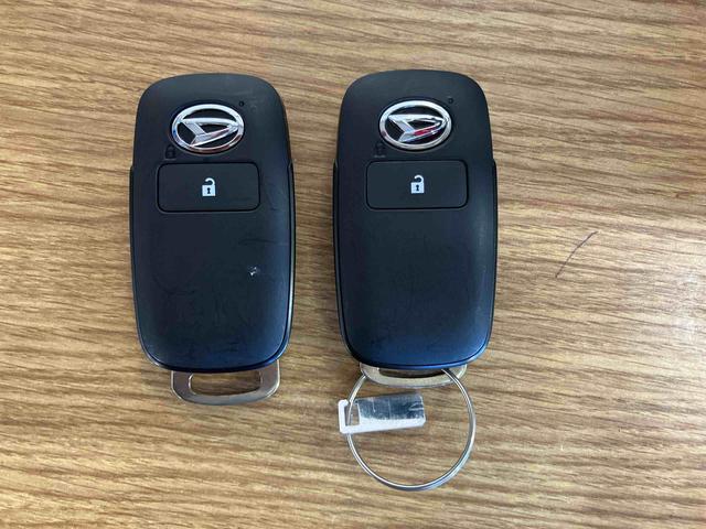 タフトＧターボ届出済未使用車　元展示車　ターボ　１オーナー　禁煙　レーンキープアシスト　盗難防止装置　スマートキー　アイドリングストップ　ＬＥＤヘッドランプ　電動格納ミラー　オートライト　オートマチックハイビーム（長崎県）の中古車