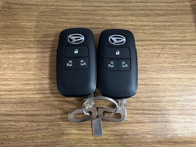 タントカスタムX届出済未使用車 元展示車 衝突被害軽減システム 禁煙 両側電動スライドドア シートヒーター スマートキー LEDヘッドランプ オートライト オートマチックハイビーム 運転席エアバッグ 助手席エアバッグ(長崎県)の中古車