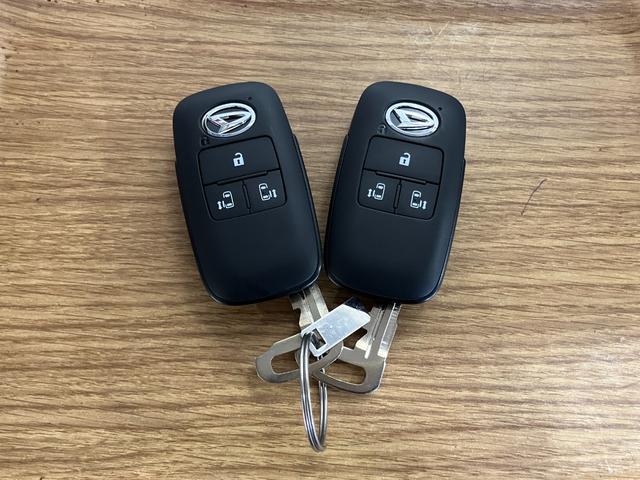 タントカスタムX届出済未使用車 元展示車 衝突被害軽減システム 禁煙 両側電動スライドドア シートヒーター スマートキー LEDヘッドランプ オートライト オートマチックハイビーム 運転席エアバッグ 助手席エアバッグ(長崎県)の中古車