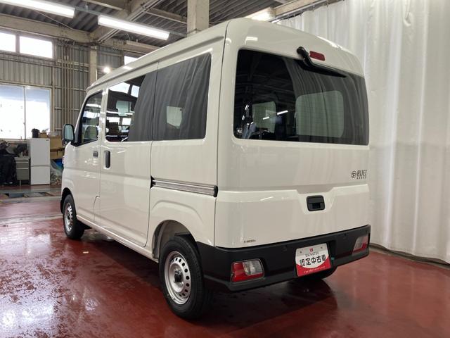 ハイゼットカーゴDX届出済未使用車 元展示車 禁煙車 衝突安全ボディ 両側スライドドア アイドリングストップ オートマチックハイビーム オートライト レーンアシスト 運転席エアバッグ 助手席エアバッグ 1オーナー(長崎県)の中古車