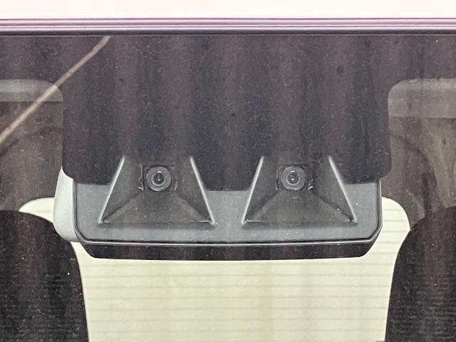 ハイゼットカーゴDX届出済未使用車 元展示車 禁煙車 衝突安全ボディ 両側スライドドア アイドリングストップ オートマチックハイビーム オートライト レーンアシスト 運転席エアバッグ 助手席エアバッグ 1オーナー(長崎県)の中古車