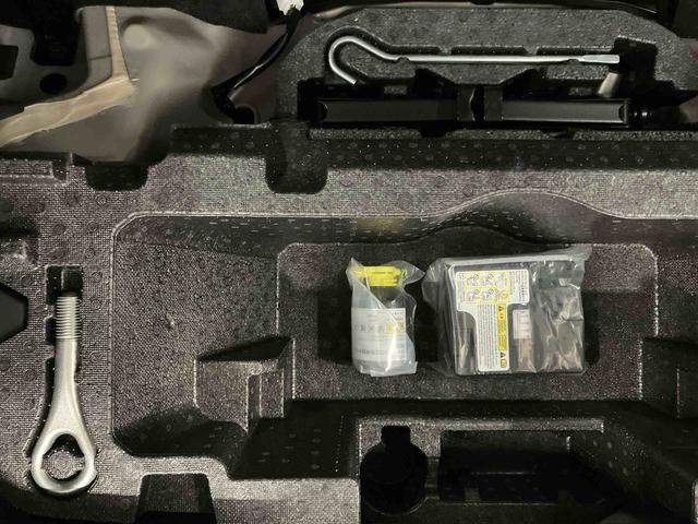 ムーヴキャンバスＧホワイトアクセントＶＳ　ＳＡIII下取車　ナビ　ＴＶ　オートマチックハイビーム　衝突被害軽減システム　パノラマカメラ　ブルートゥース　横滑り防止装置　エアバッグ　スマートキー　アイドリングストップ　ＥＴＣ　ドライブレコーダー（長崎県）の中古車