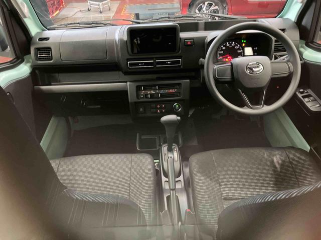 ハイゼットトラックジャンボエクストラ元展示車　届出済未使用車　２ＷＤ　ＣＶＴ　エアバッグ　衝突被害軽減システム　オートマチックハイビーム　オートライト　電動格納ミラー　アイドリングストップ　ＡＢＳ　ＬＥＤへッドライプ　１オーナー（長崎県）の中古車